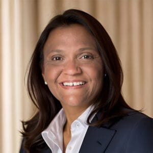 Elizabeth Santiago headshot